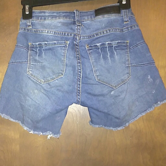 Shorts - Picture 2 of 2